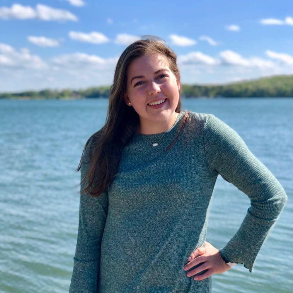 Meet your Posher, Brooke